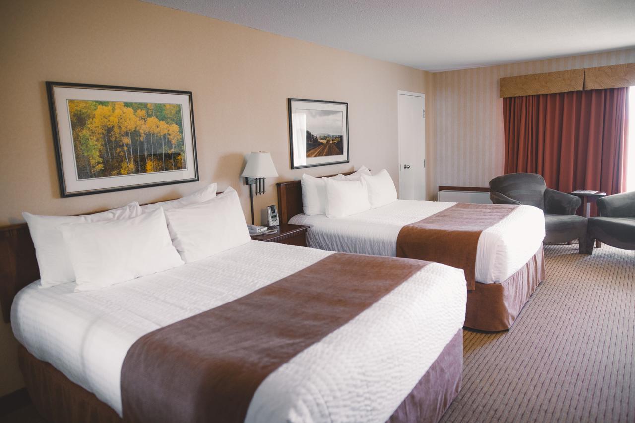 Elkhorn Resort, Spa, And Conference Centre Wasagaming Exterior foto